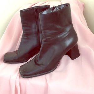 Nine West Short Boots
